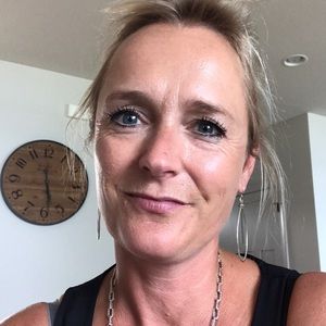 Meet your Posher, Marie